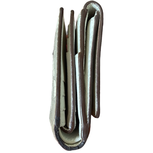 Beautiful RARE Celine Bifold Snap Wallet with Horse & Buggy White & Grey GUC - Picture 16 of 16